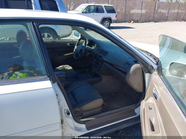 Продажа на аукционе авто 1996 Acura 2.5tl, vin: JH4UA2650TC024099, номер лота: 44684928