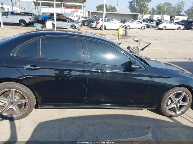 WDDZF6GBXJA369532 Mercedes-Benz E 400 4matic