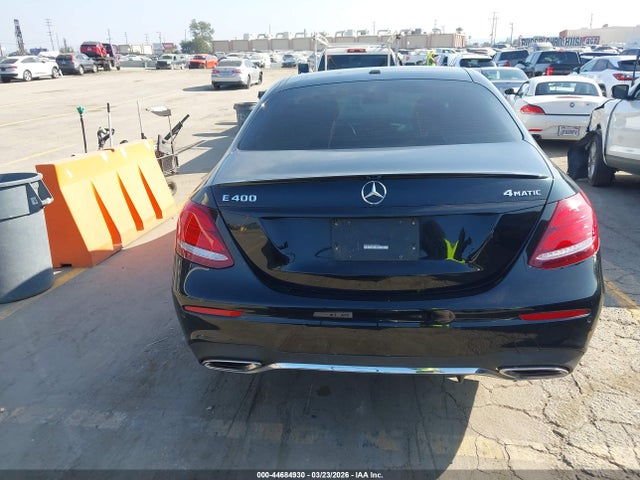 WDDZF6GBXJA369532 Mercedes-Benz E 400 4matic