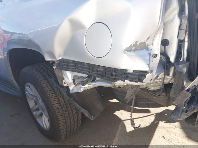 Chevrolet Suburban Lt 2019 1GNSCHKC5KR257537 Image 18
