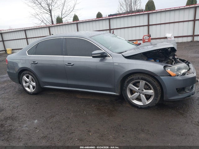 44684960 :رقم المزاد ، 1VWAT7A35EC025055 vin ، 2014 Volkswagen Passat 1.8t Wolfsburg Edition مزاد بيع