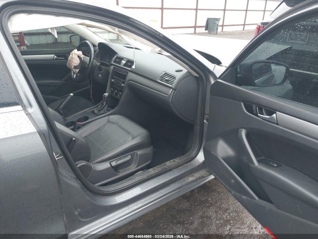 44684960 :رقم المزاد ، 1VWAT7A35EC025055 vin ، 2014 Volkswagen Passat 1.8t Wolfsburg Edition مزاد بيع