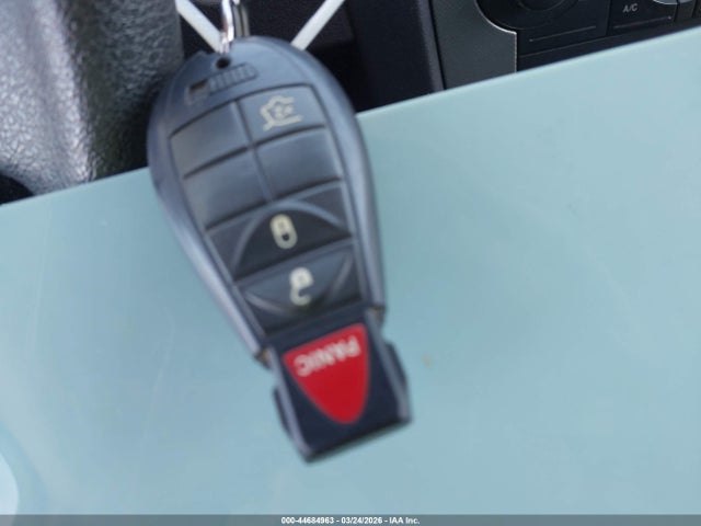 44684963 :رقم المزاد ، 1J4PR4GK0AC119731 vin ، 2010 Jeep Grand Cherokee Laredo مزاد بيع