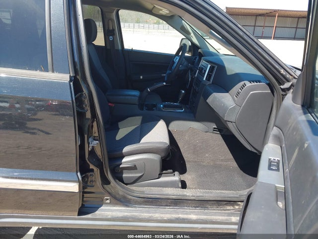 44684963 :رقم المزاد ، 1J4PR4GK0AC119731 vin ، 2010 Jeep Grand Cherokee Laredo مزاد بيع