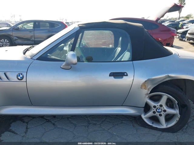 Продаж на аукціоні авто 1998 Bmw Z3 2.8, vin: 4USCJ332XWLB63302, номер лоту: 44684968