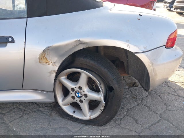 Продаж на аукціоні авто 1998 Bmw Z3 2.8, vin: 4USCJ332XWLB63302, номер лоту: 44684968