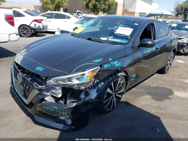 1N4BL4CWXMN318293 Nissan Altima Sr Intelligent Awd