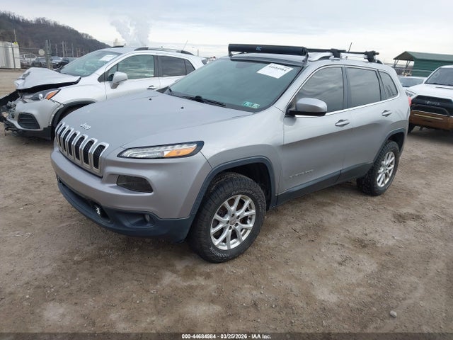 2017 Jeep Cherokee Latitude 4x4 მანქანა იყიდება აუქციონზე, vin: 1C4PJMCS7HW656303, აუქციონის ნომერი: 44684984
