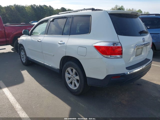 Продажа на аукционе авто 2012 Toyota Highlander Base V6, vin: 5TDBK3EH4CS140461, номер лота: 44684986