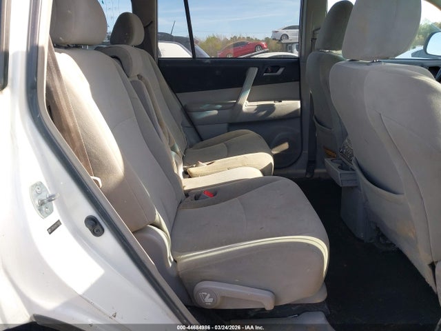 Продажа на аукционе авто 2012 Toyota Highlander Base V6, vin: 5TDBK3EH4CS140461, номер лота: 44684986
