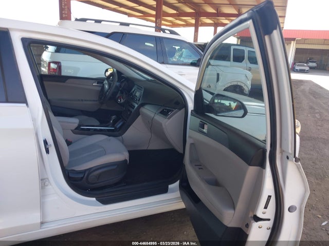 Продажа на аукционе авто 2017 Hyundai Sonata, vin: 5NPE24AF3HH514675, номер лота: 44684995