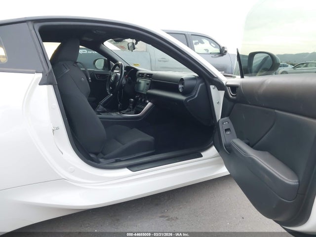 2023 TOYOTA GR86 JF1ZNBC1XP8751939 Photo 4