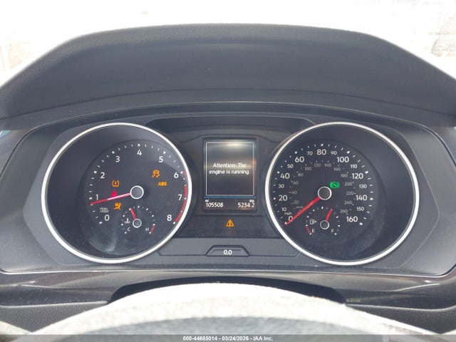 Auction sale of the 2018 Volkswagen Tiguan 2.0t Se/2.0t Sel, vin: 3VV3B7AX4JM001034, lot number: 44685014