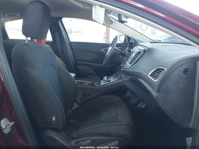 2016 CHRYSLER 200 1C3CCCAB0GN124258 Photo 4