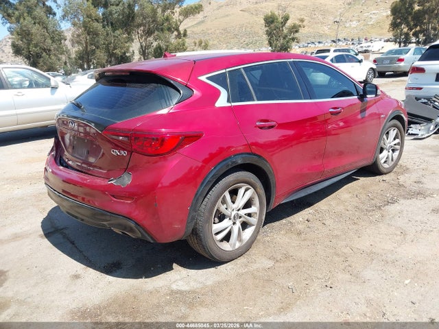 2018 INFINITI QX30 SJKCH5CP8JA058720 Photo 3