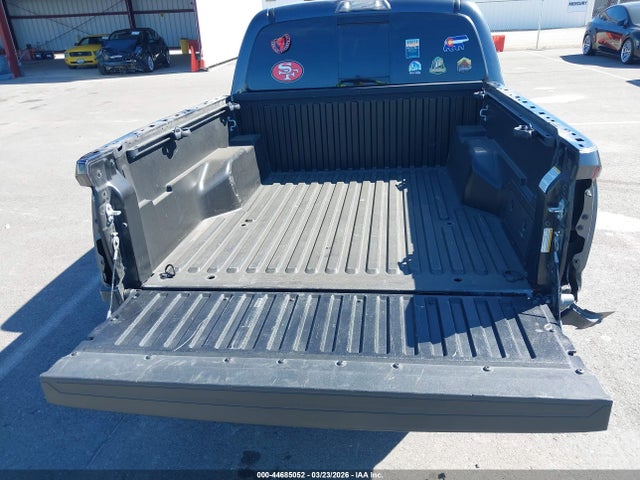 3TMAZ5CN1NM192077 Toyota Tacoma Sr5 V6