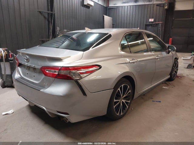 Продажа на аукционе авто 2019 Toyota Camry Se, vin: 4T1B11HKXKU773549, номер лота: 44685064