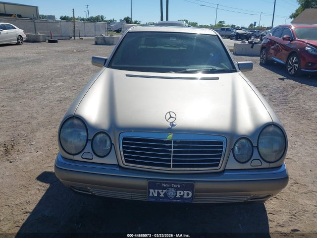 1997 Mercedes-benz E 420 მანქანა იყიდება აუქციონზე, vin: WDBJF72F7VA247996, აუქციონის ნომერი: 44685073