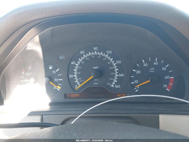 1997 Mercedes-benz E 420 მანქანა იყიდება აუქციონზე, vin: WDBJF72F7VA247996, აუქციონის ნომერი: 44685073