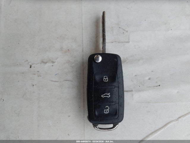 Продажа на аукционе авто 2014 Volkswagen Jetta 2.0l S, vin: 3VW2K7AJ8EM413823, номер лота: 44685074