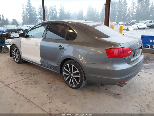 Продажа на аукционе авто 2014 Volkswagen Jetta 2.0l S, vin: 3VW2K7AJ8EM413823, номер лота: 44685074