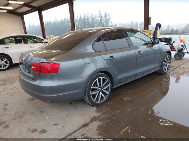 Продажа на аукционе авто 2014 Volkswagen Jetta 2.0l S, vin: 3VW2K7AJ8EM413823, номер лота: 44685074