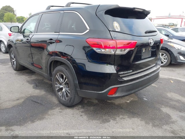 Toyota Highlander Le 2019 5TDZZRFH0KS342014 Image 3