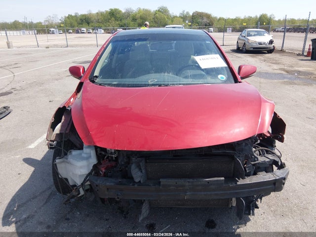 KMHD35LH2GU321494 Hyundai ELANTRA GT