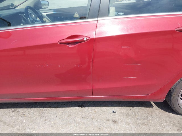 KMHD35LH2GU321494 Hyundai ELANTRA GT