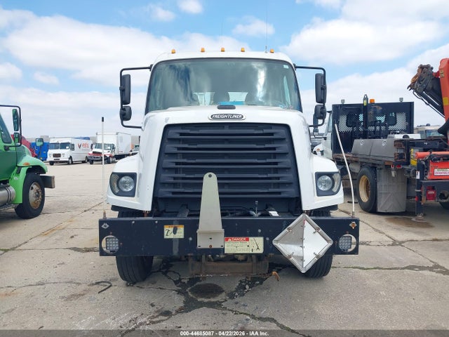 Auction sale of the 2017 Freightliner 108sd, vin: 1FVAG0CY1HHHW4266, lot number: 44685087