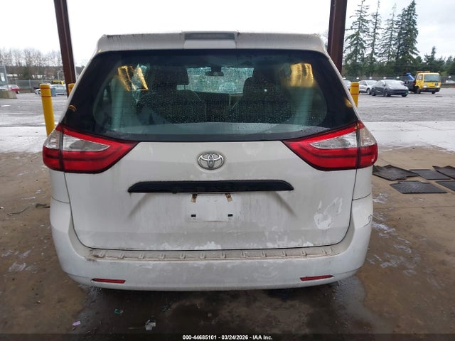 5TDZZ3DC9JS944008 Toyota Sienna L 7 Passenger