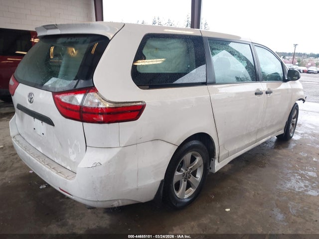 5TDZZ3DC9JS944008 Toyota Sienna L 7 Passenger