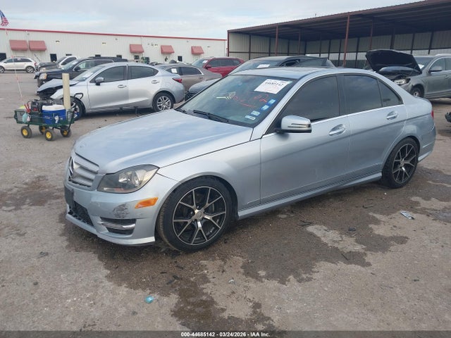 44685142 :رقم المزاد ، WDDGF4HB9DA789605 vin ، 2013 Mercedes-benz C 250 Sport مزاد بيع