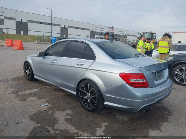 44685142 :رقم المزاد ، WDDGF4HB9DA789605 vin ، 2013 Mercedes-benz C 250 Sport مزاد بيع