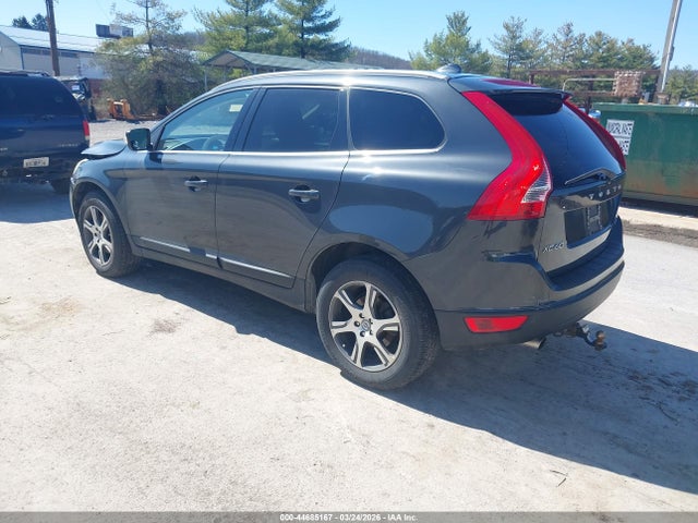 2013 VOLVO XC60 YV4902DZ7D2439263 Photo 2