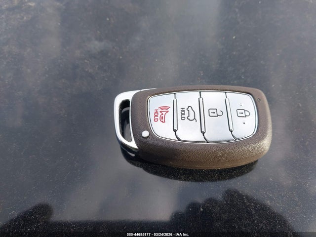 44685177 :رقم المزاد ، KMHC65LC0HU030078 vin ، 2017 Hyundai Ioniq Hybrid Blue مزاد بيع