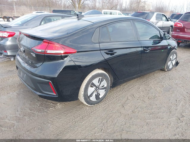 44685177 :رقم المزاد ، KMHC65LC0HU030078 vin ، 2017 Hyundai Ioniq Hybrid Blue مزاد بيع