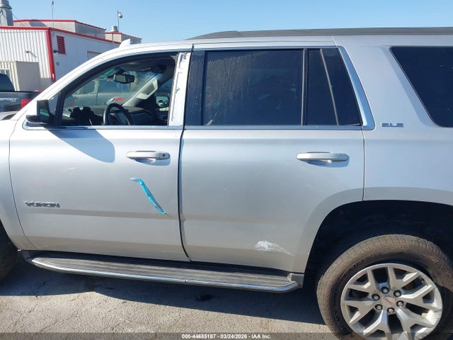 44685187 :رقم المزاد ، 1GKS1AKC0HR365387 vin ، 2017 Gmc Yukon Sle مزاد بيع