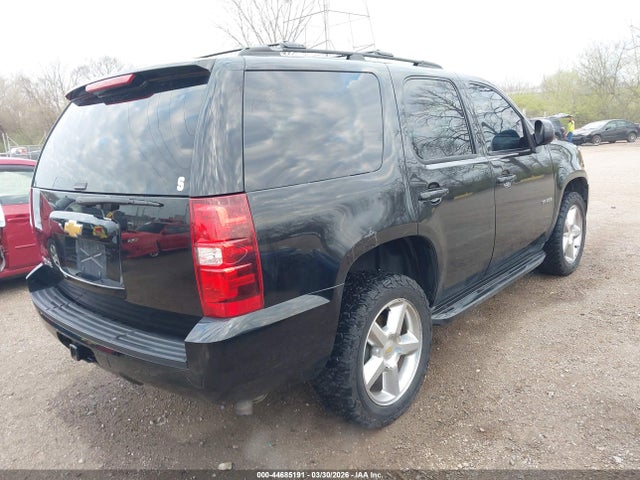 2013 Chevrolet Tahoe Ls მანქანა იყიდება აუქციონზე, vin: 1GNSKAE04DR335370, აუქციონის ნომერი: 44685191