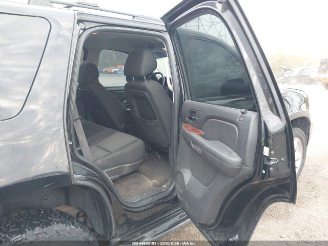 2013 Chevrolet Tahoe Ls მანქანა იყიდება აუქციონზე, vin: 1GNSKAE04DR335370, აუქციონის ნომერი: 44685191