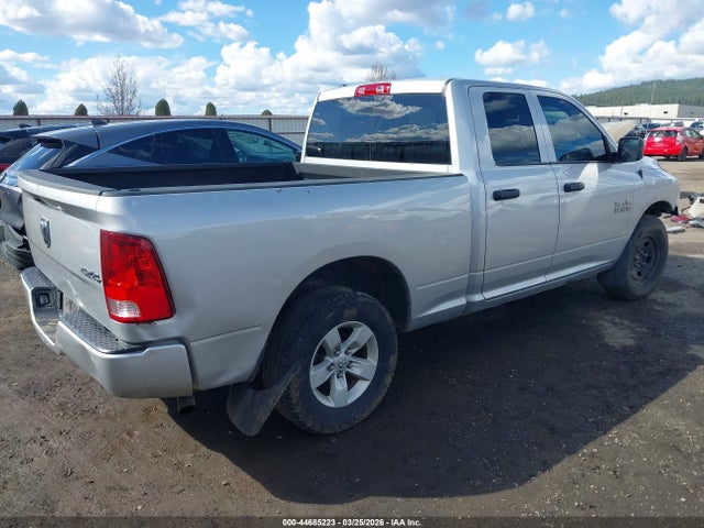 Продаж на аукціоні авто 2018 Ram 1500 Express  4x4 6'4 Box, vin: 1C6RR7FG6JS145096, номер лоту: 44685223