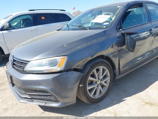 3VWD17AJ7FM252409 Volkswagen Jetta 1.8t Se