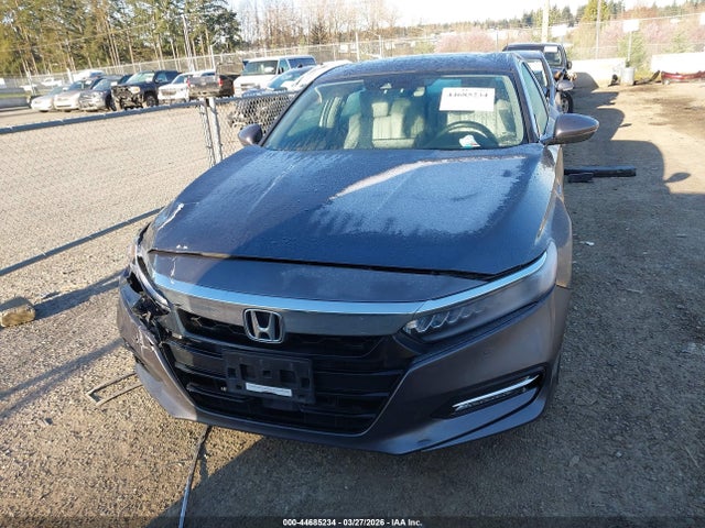 1HGCV3F97JA002184 Honda Accord Hybrid Touring