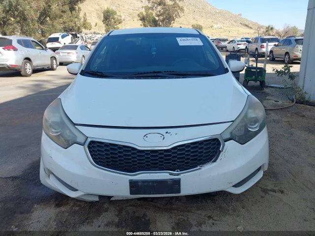2016 Kia Forte Lx მანქანა იყიდება აუქციონზე, vin: KNAFK4A61G5611955, აუქციონის ნომერი: 44685258