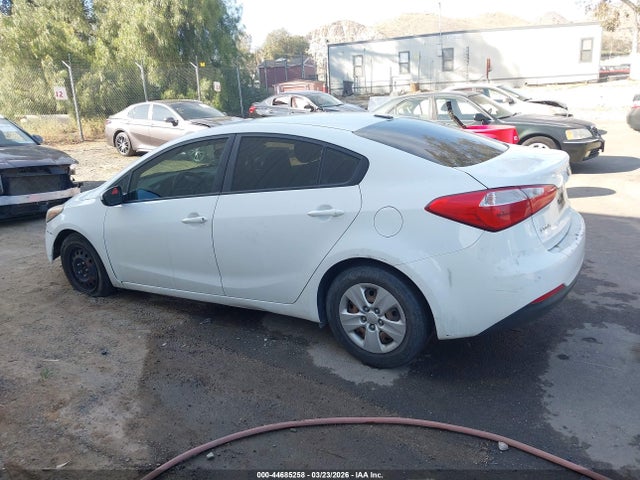 2016 Kia Forte Lx მანქანა იყიდება აუქციონზე, vin: KNAFK4A61G5611955, აუქციონის ნომერი: 44685258