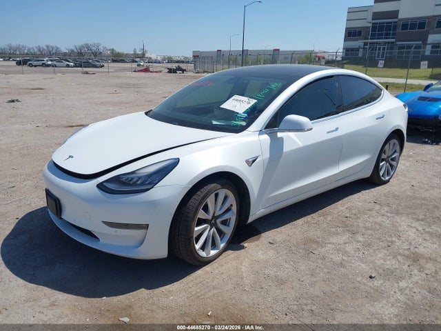 2018 Tesla Model 3 Long Range/performance მანქანა იყიდება აუქციონზე, vin: 5YJ3E1EB4JF101138, აუქციონის ნომერი: 44685270