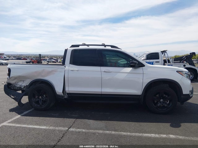 5FPYK3F83NB020092 Honda Ridgeline Black Edition