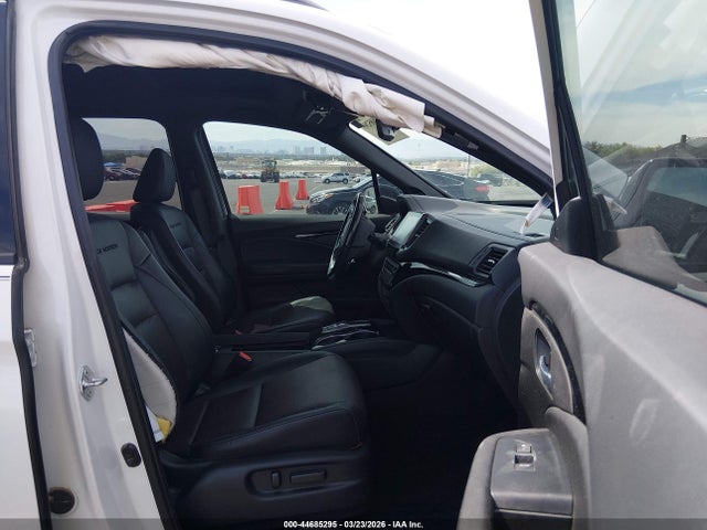 5FPYK3F83NB020092 Honda Ridgeline Black Edition