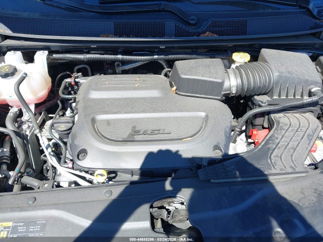 2C4RC1CG2SR611492 Chrysler Voyager Lx