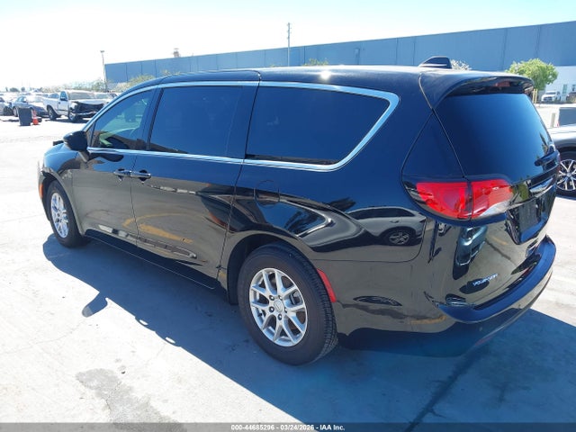 2C4RC1CG2SR611492 Chrysler Voyager Lx